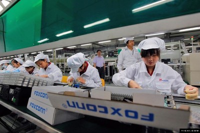 富士康收購夏普后:或進軍低端手機市場_手機生活新聞-中關(guān)村在線